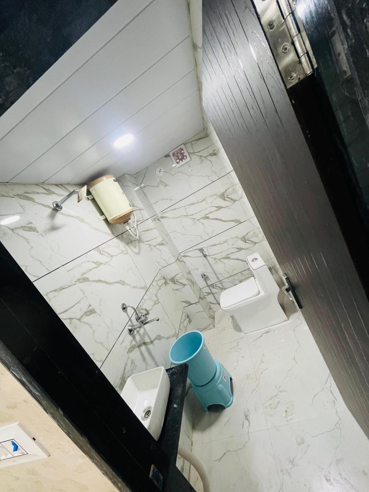 Hotel Sk Tower Ujjain Ngoại thất bức ảnh